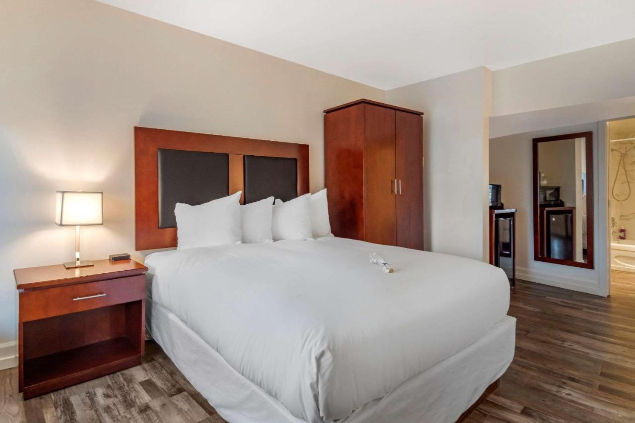 Penticton, Independent Hotel 3*
