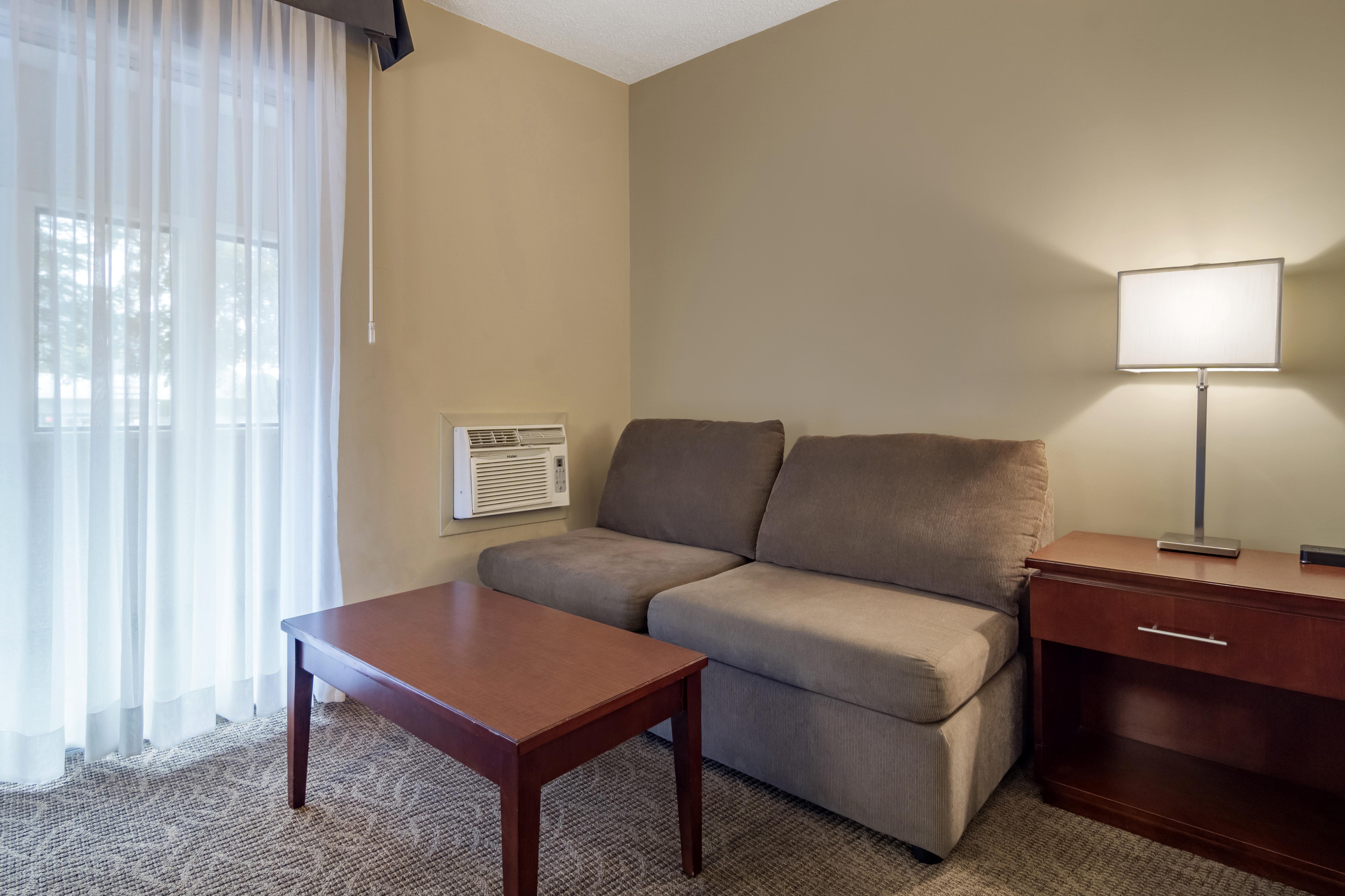 Penticton, Independent Hotel