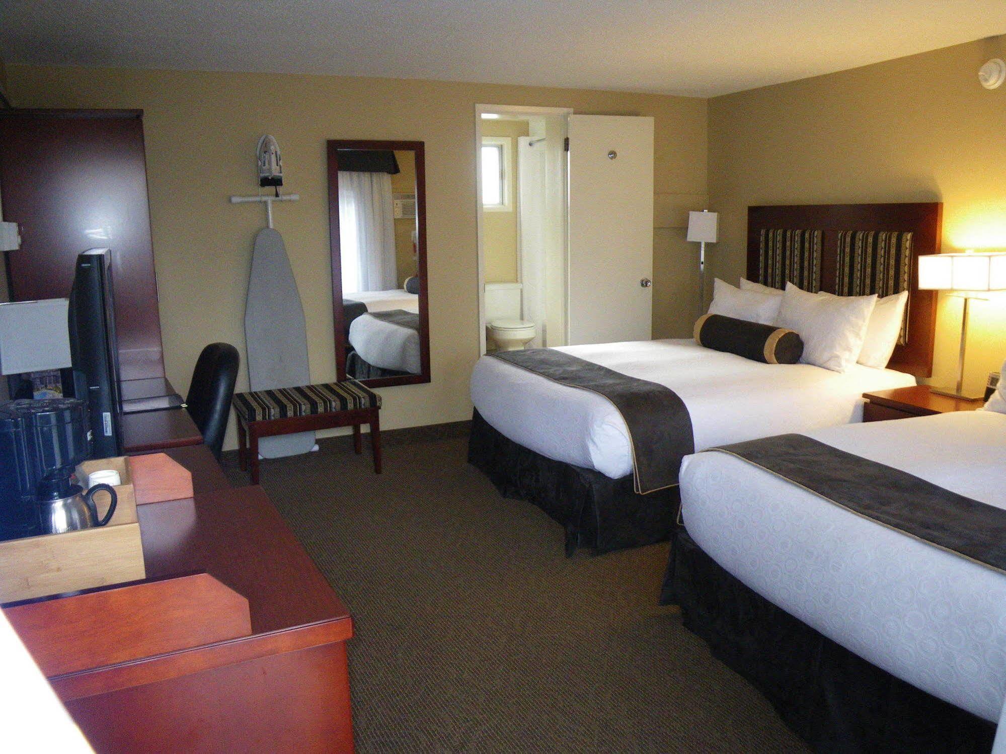 Penticton, Independent Hotel